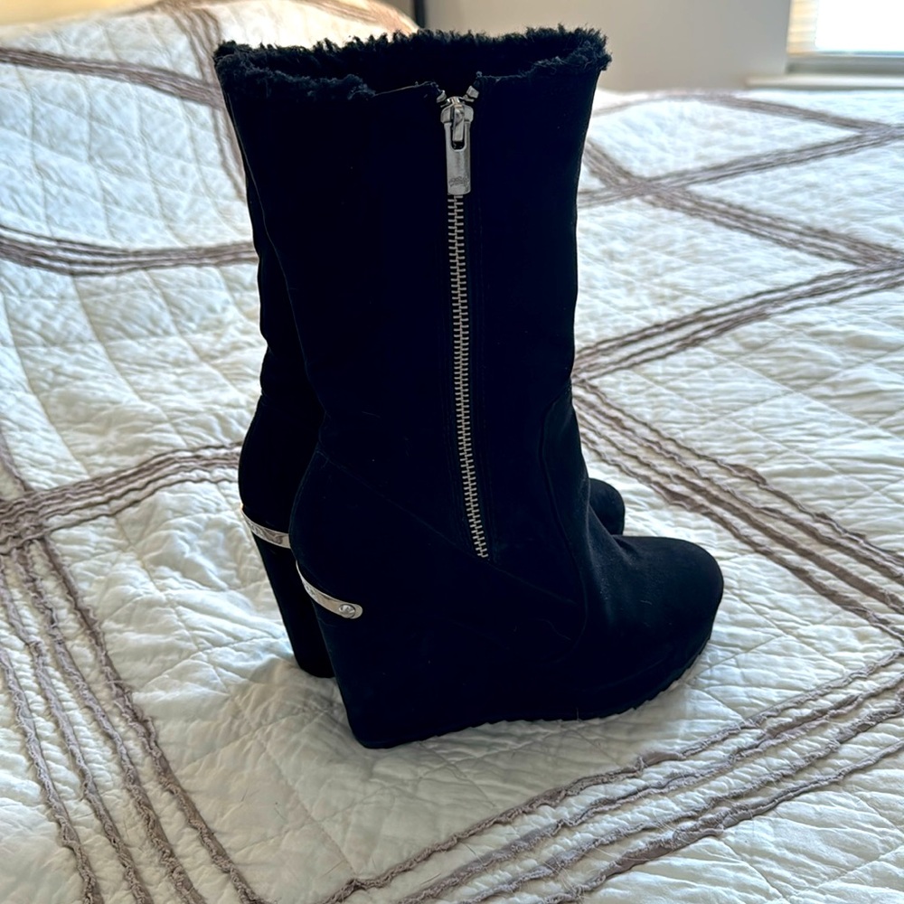 Juicy Couture wedge booties - Picture 2 of 7